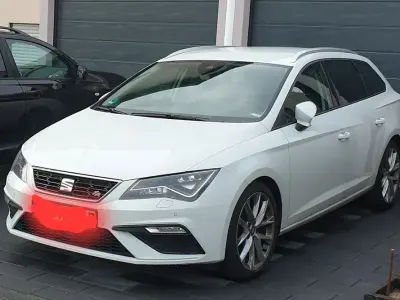 Używany Seat Leon ST FR 150 KM (110 kW) 2018 Biały Kombi