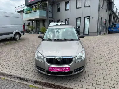 Gebraucht Skoda Fabia Classic 69 PS (50 kW) 2008 Beige Limousine