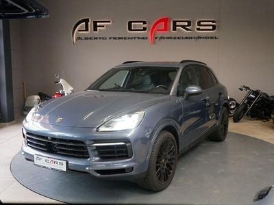 Used Porsche Cayenne S 441 HP (324 kW) 2018 Blue SUV