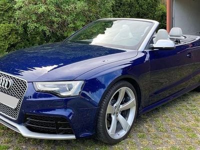 Second-hand Audi RS5 Sport 450 CP (330 kW) 2013 Albastru Cabrio