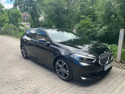 Gebraucht BMW 118 M Sport 140 PS (102 kW) 2020 Schwarz Kleinwagen