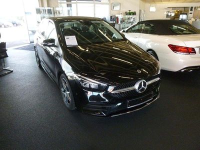 Gebraucht Mercedes B200 AMG 163 PS (119 kW) 2022 Schwarz Van / Kleinbus