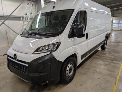 Second-hand Opel Movano 140 CP (102 kW) 2024 Alb Van