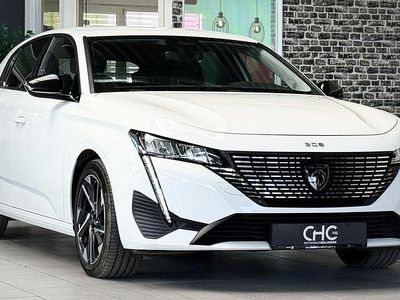 Gebraucht Peugeot 308 Allure 131 PS (96 kW) 2023 Weiß Limousine