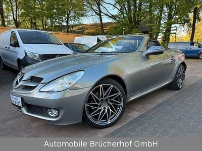 Gebraucht Mercedes SLK200 184 PS (135 kW) 2010 Palladiumsilber  metalliclack (metallic) Cabrio