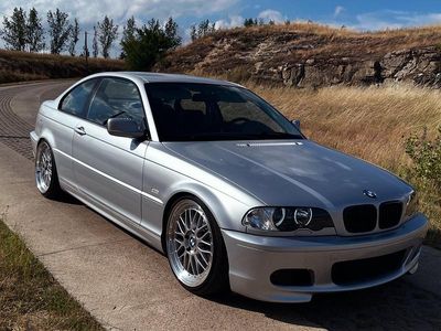 Silber Gebraucht 1999 BMW 320 M Sport Coupé | 7.999 €