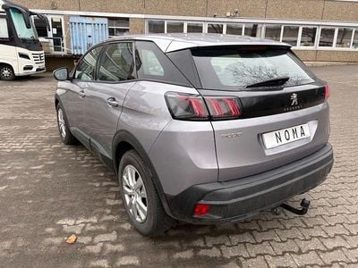 Grau Gebraucht 2021 Peugeot 3008 Business-Line SUV | 13.447 € (Superpreis)