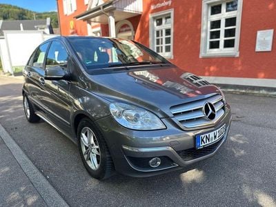 Mercedes B200