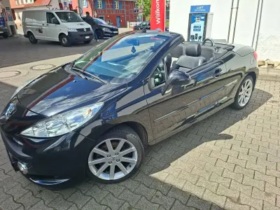 Gebraucht Peugeot 207 Roland Garros 120 PS (88 kW) 2009 Schwarz Cabrio