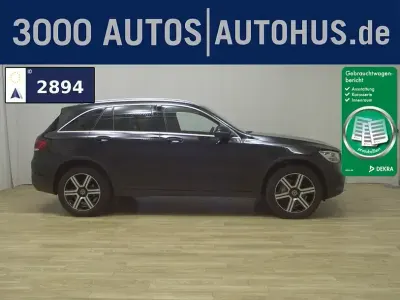 Gebraucht Mercedes GLC300e 320 PS (235 kW) 2021 Schwarz SUV