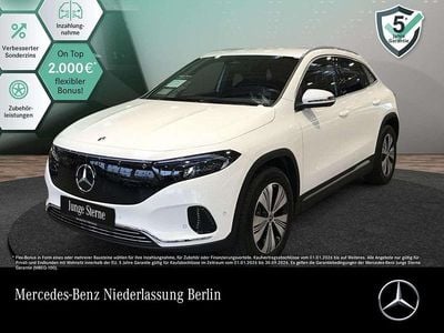 Weiß Gebraucht 2024 Mercedes EQA300 Advanced SUV | 33.490 € (Guter Preis)