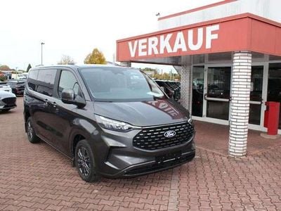 Gebraucht Ford Tourneo Titanium 170 PS (125 kW) 2024 Grau Van / Kleinbus