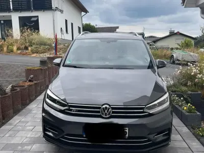 Gebraucht VW Touran R-line 150 PS (110 kW) 2018 Grau Van / Kleinbus