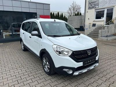 Gebraucht Dacia Lodgy Stepway 102 PS (75 kW) 2019 Weiß Van / Kleinbus