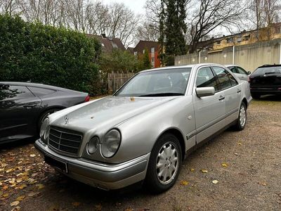 gebraucht Mercedes E280 TEILESPENDER/PROJEKTAUTO!!