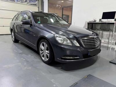 Gebraucht Mercedes E350 265 PS (194 kW) 2011 Schwarz Kombi