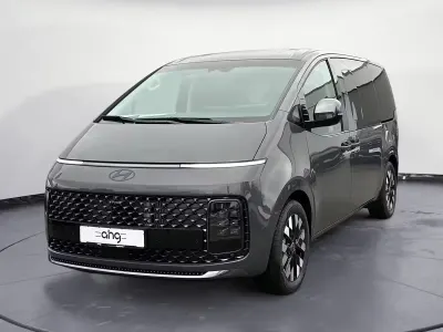 Neu Hyundai Staria Signature 224 PS (164 kW) 2026 Grau Van / Kleinbus