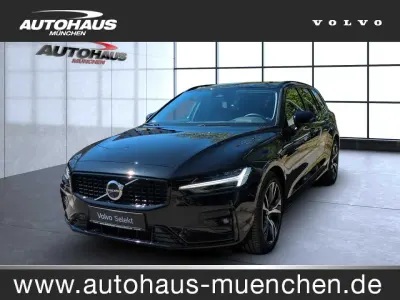 Gebraucht Volvo V60 145 PS (106 kW) 2024 Kombi