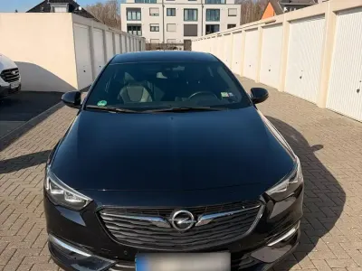 Gebraucht Opel Insignia 190 PS (139 kW) 2017 Schwarz Limousine