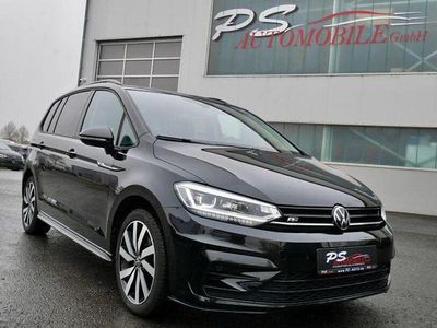 Gebraucht VW Touran Highline 150 PS (110 kW) 2025 Schwarz Van / Kleinbus