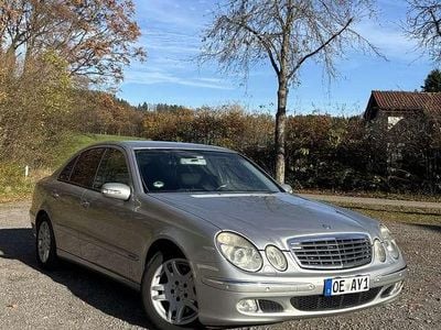 Silber Gebraucht 2002 Mercedes E320 Elegance | 2.800 € (Fairer Preis)