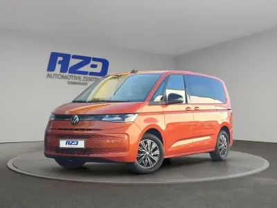 Gebraucht VW Multivan 204 PS (150 kW) 2023 Energetic orange metallic Van / Kleinbus