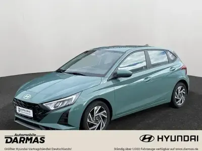 Gebraucht Hyundai i20 Trend 101 PS (74 kW) 2025 Grün Limousine