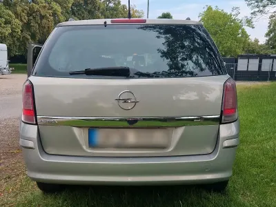 Gebraucht Opel Astra 90 PS (66 kW) 2006 Grau Kombi