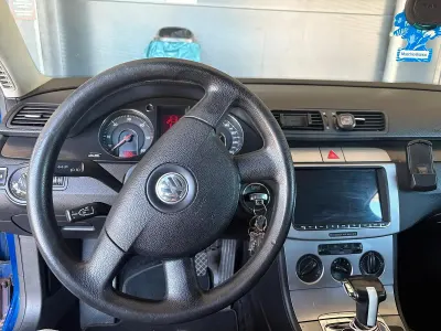 Gebraucht VW Passat 140 PS (102 kW) 2006 Blau Kombi