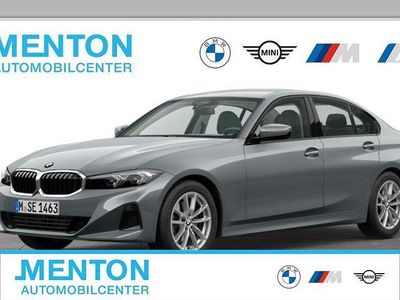 Grau Gebraucht 2024 BMW 320 Shadowline Limousine | 38.990 € (Fairer Preis)