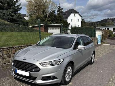 Gebraucht Ford Mondeo Titanium 120 PS (88 kW) 2015 Silber Kombi