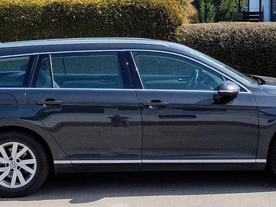 Gebraucht VW Passat Highline 179 PS (131 kW) 2017 Schwarz Kombi