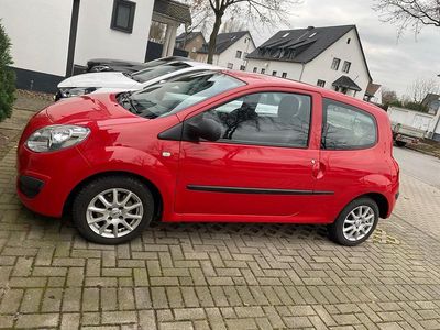 Gebraucht Renault Twingo 58 PS (42 kW) 2009 Rot Kleinwagen