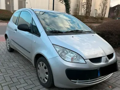 Gebraucht Mitsubishi Colt Top 90 PS (66 kW) 2009 Silber Kleinwagen