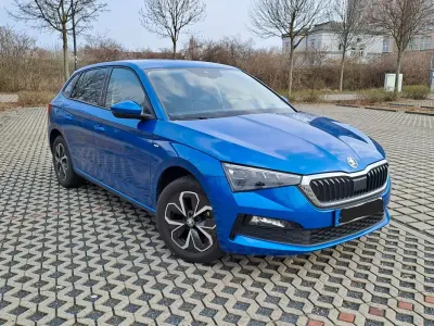 Używany Skoda Scala Drive 90 KM (66 kW) 2021 Niebieski Hatchback