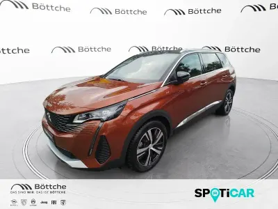 Gebraucht Peugeot 5008 GT 131 PS (96 kW) 2023 Lackierung cuprite/metallic klarlack SUV