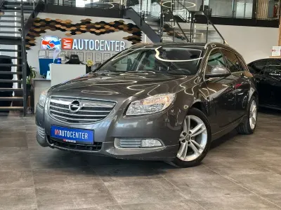 Gebraucht Opel Insignia Sport 160 PS (117 kW) 2010 Grau Limousine
