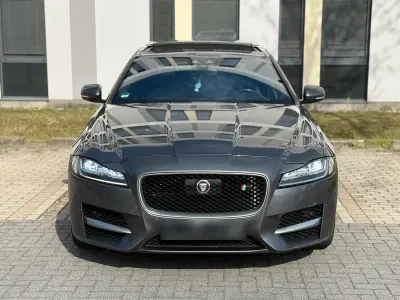 Second-hand Jaguar XF R-Sport 300 CP (220 kW) 2017 Gri Berlinǎ