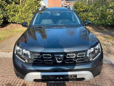 Gebraucht Dacia Duster Celebration 116 PS (85 kW) 2021 Grau SUV