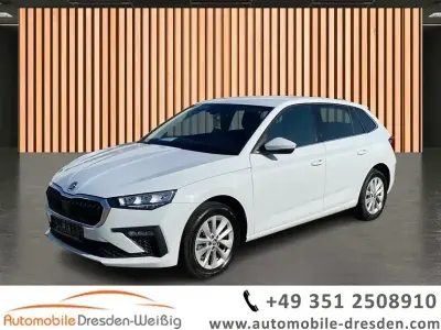 Gebraucht Skoda Scala Selection 116 PS (85 kW) 2025 Weiß weiß (metallic) Kleinwagen