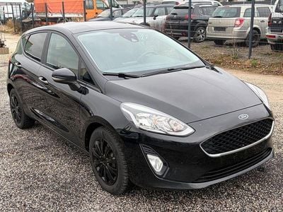 Gebraucht Ford Fiesta Cool & Connect 86 PS (63 kW) 2017 Schwarz Limousine