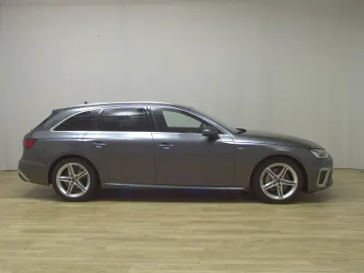 Gebraucht Audi A4 S-Line 204 PS (150 kW) 2022 Grau Kombi