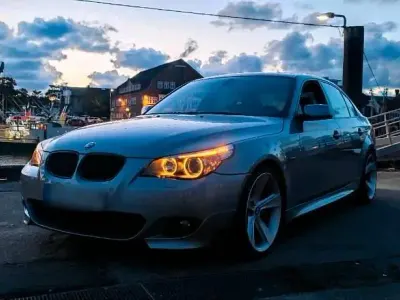 Gebraucht BMW 545 Performance 333 PS (244 kW) 2004 Grau Limousine
