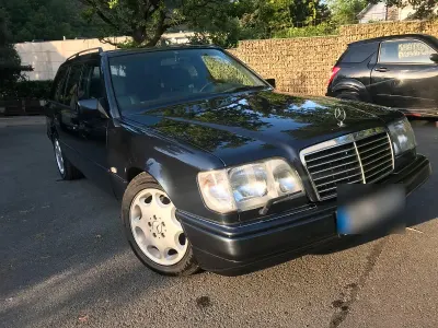 Gebraucht Mercedes E320 220 PS (161 kW) 1995 Kombi