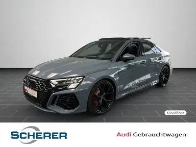 Gebraucht Audi RS3 Premium 400 PS (294 kW) 2024 Kemoragrau metallic Limousine