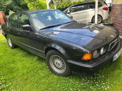 Gebraucht BMW 730 296 PS (217 kW) 1990 Schwarz Limousine