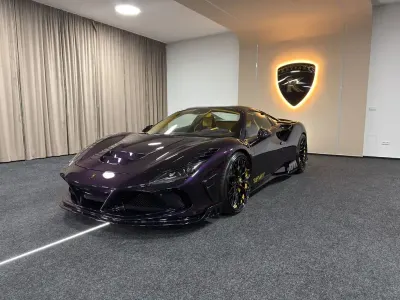 Gebraucht Ferrari F8 840 PS (617 kW) 2023 Violett Cabrio