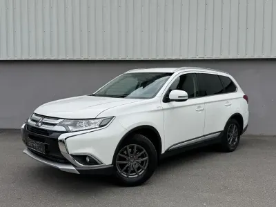Gebraucht Mitsubishi Outlander Edition 150 PS (110 kW) 2017 Weiß SUV