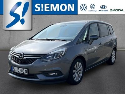 Grau Gebraucht 2018 Opel Zafira Active Van / Kleinbus | 16.480 € (Fairer Preis)