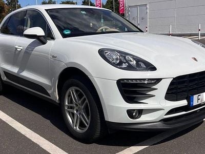 Porsche Macan S